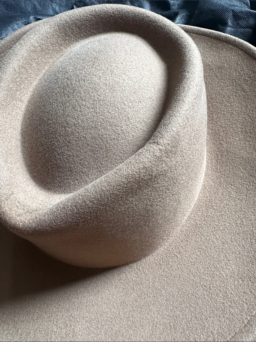 Gigi Pip Felt Hat in Camel